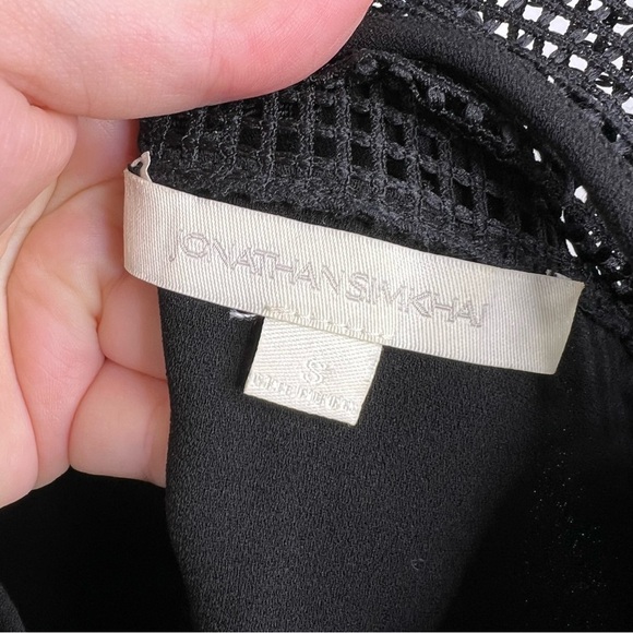 JONATHAN SIMKAI Black Mesh Peplum Style Sleeveless Top - Picture 4 of 4